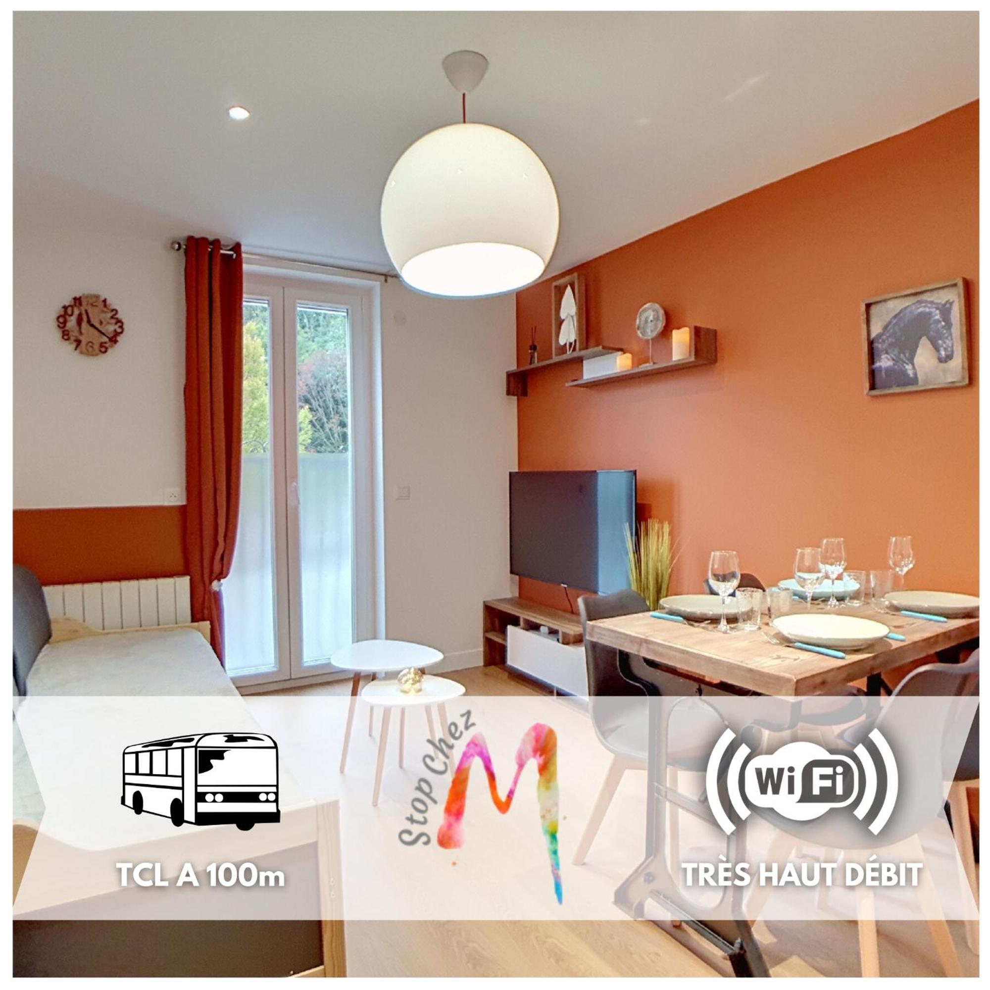 Stop Chez M Select Saga # Qualite # Confort # Simplicite Saint-Fons Exteriör bild